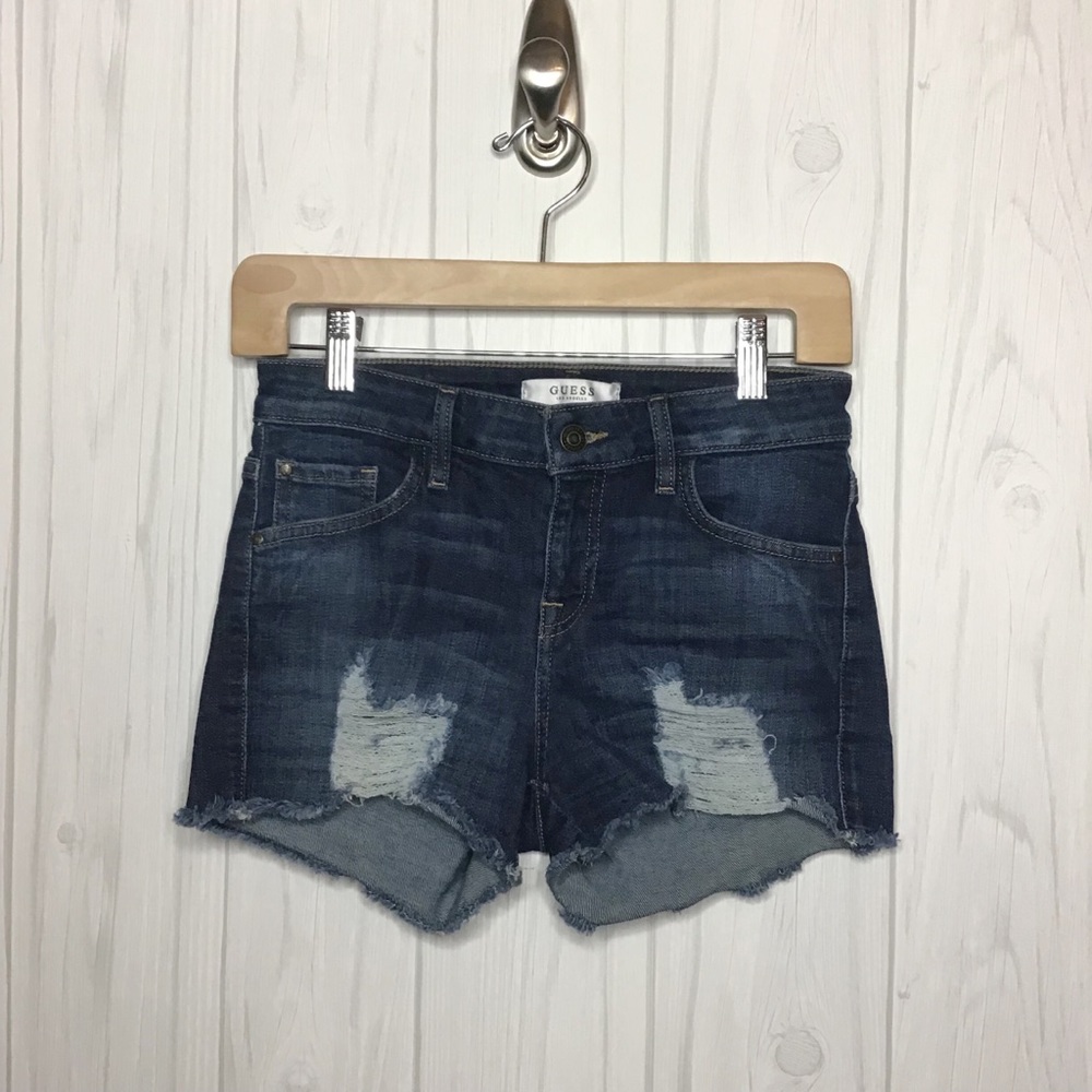 Guess jean shorts size 25